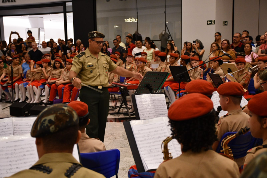 ​CMAO comemora Dia do Soldado com exposição, apresentação cultural e desfile em Belém 