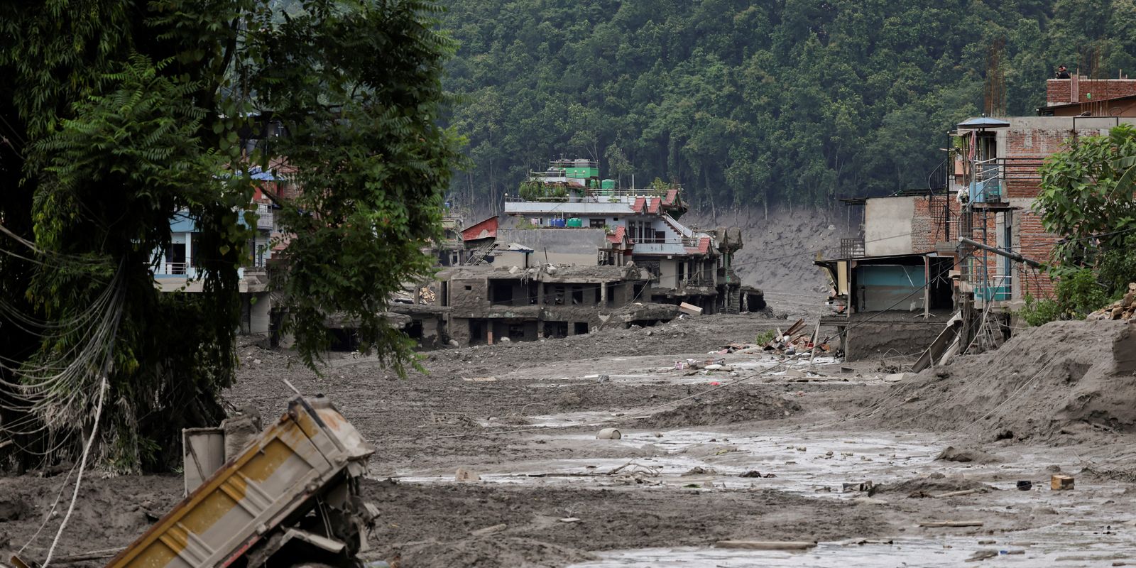 Governo brasileiro lamenta mortes em avalanche no Nepal e na China