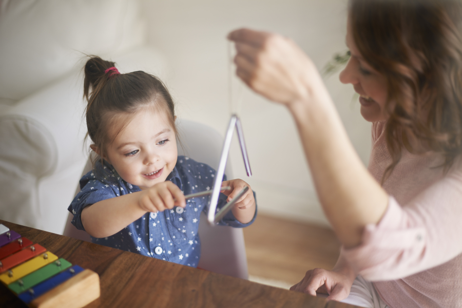 Fala, comportamento, autonomia ou aprendizagem: por que o desenvolvimento infantil precisa de um olhar multidisciplinar