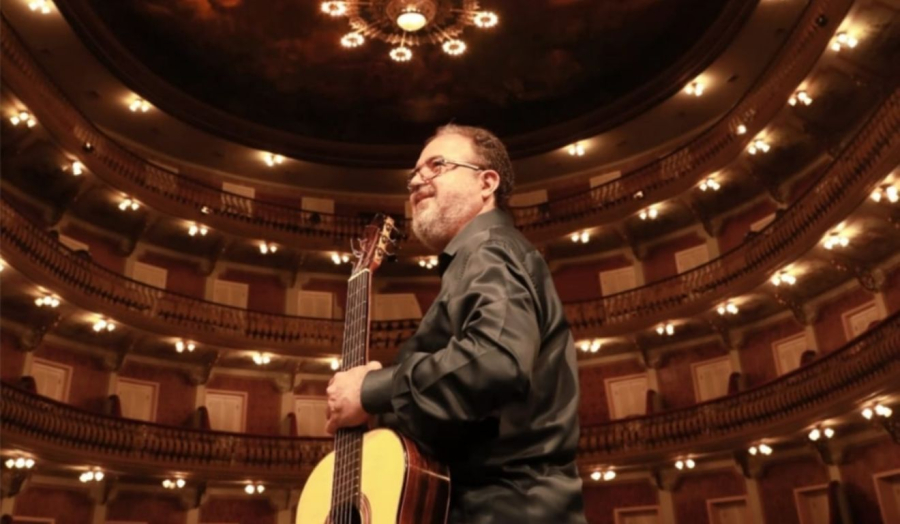 Salomão Habib celebra 45 anos com show especial em Belém