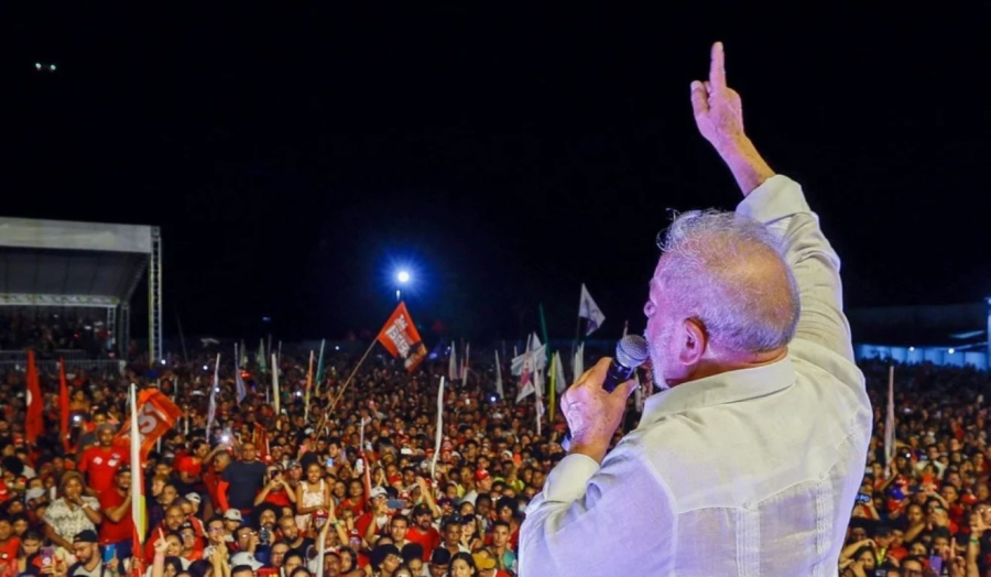 Ato cultural pró-Lula terá show de Fafá de Belém e transmissão de debate